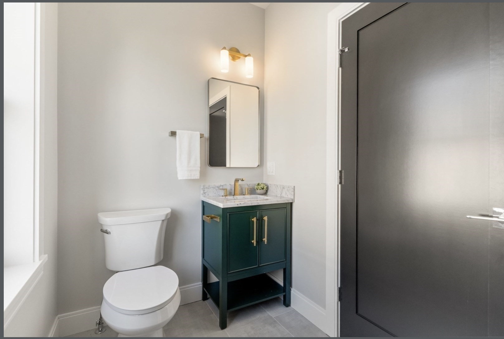 20 Lawrence St # 2 Property Photo 12