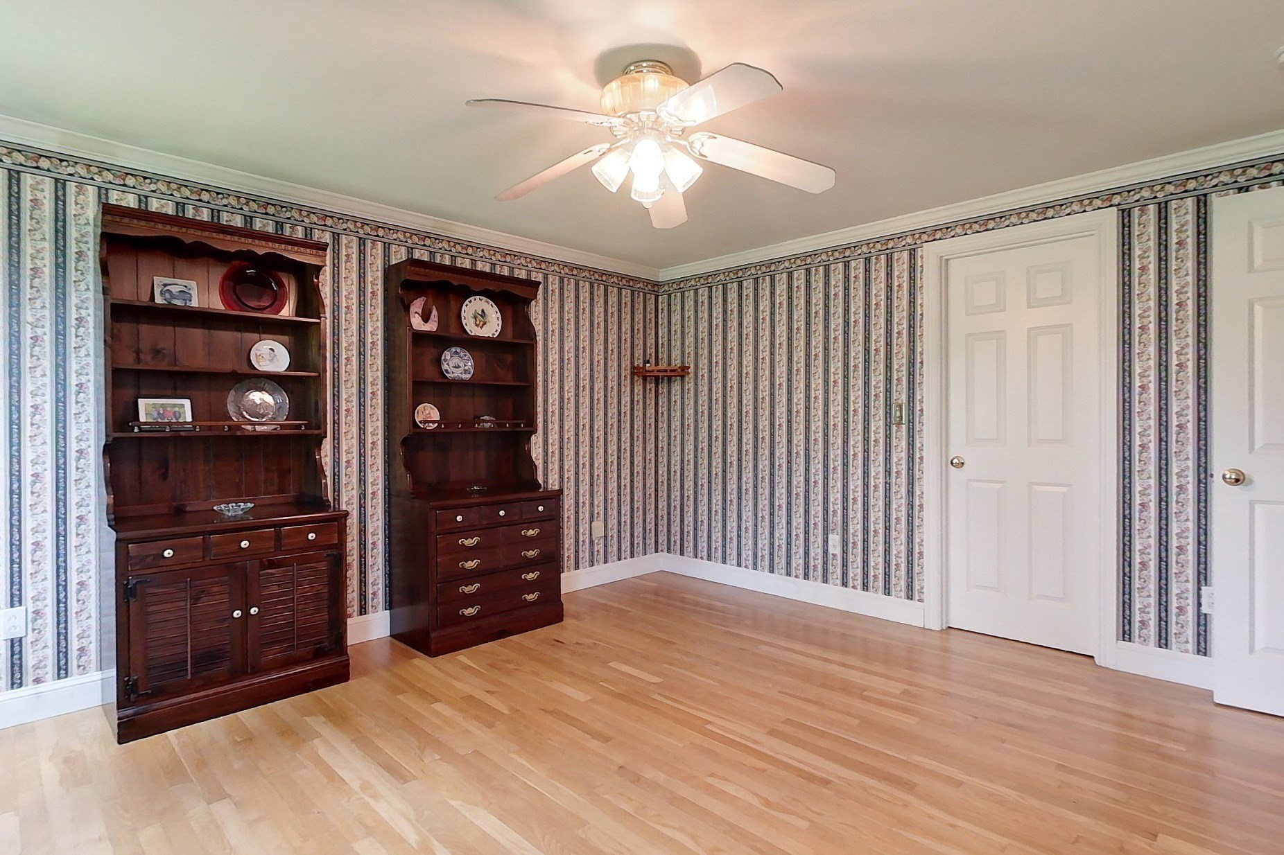 220 River Rd Property Photo 17