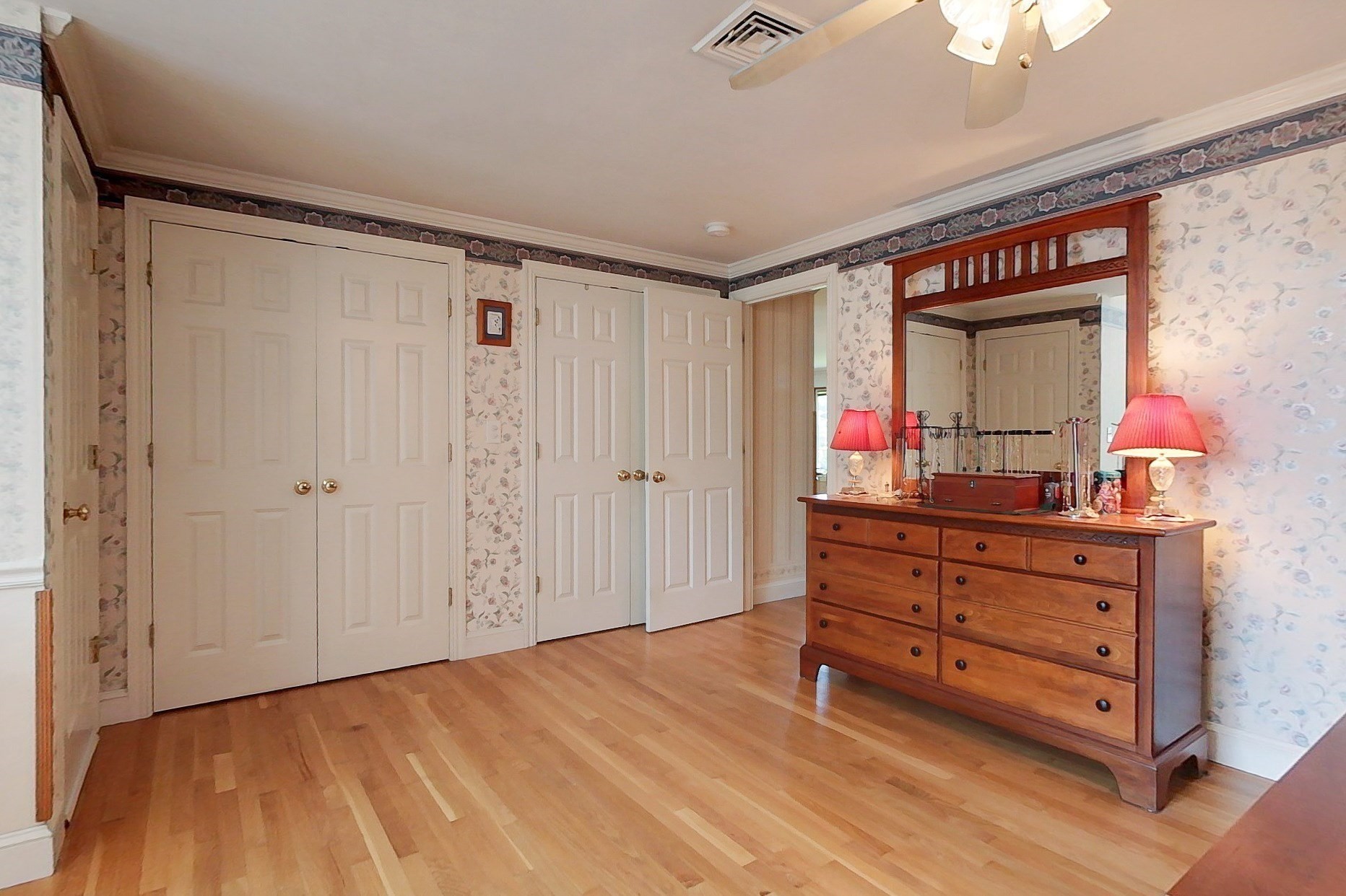 220 River Rd Property Photo 22