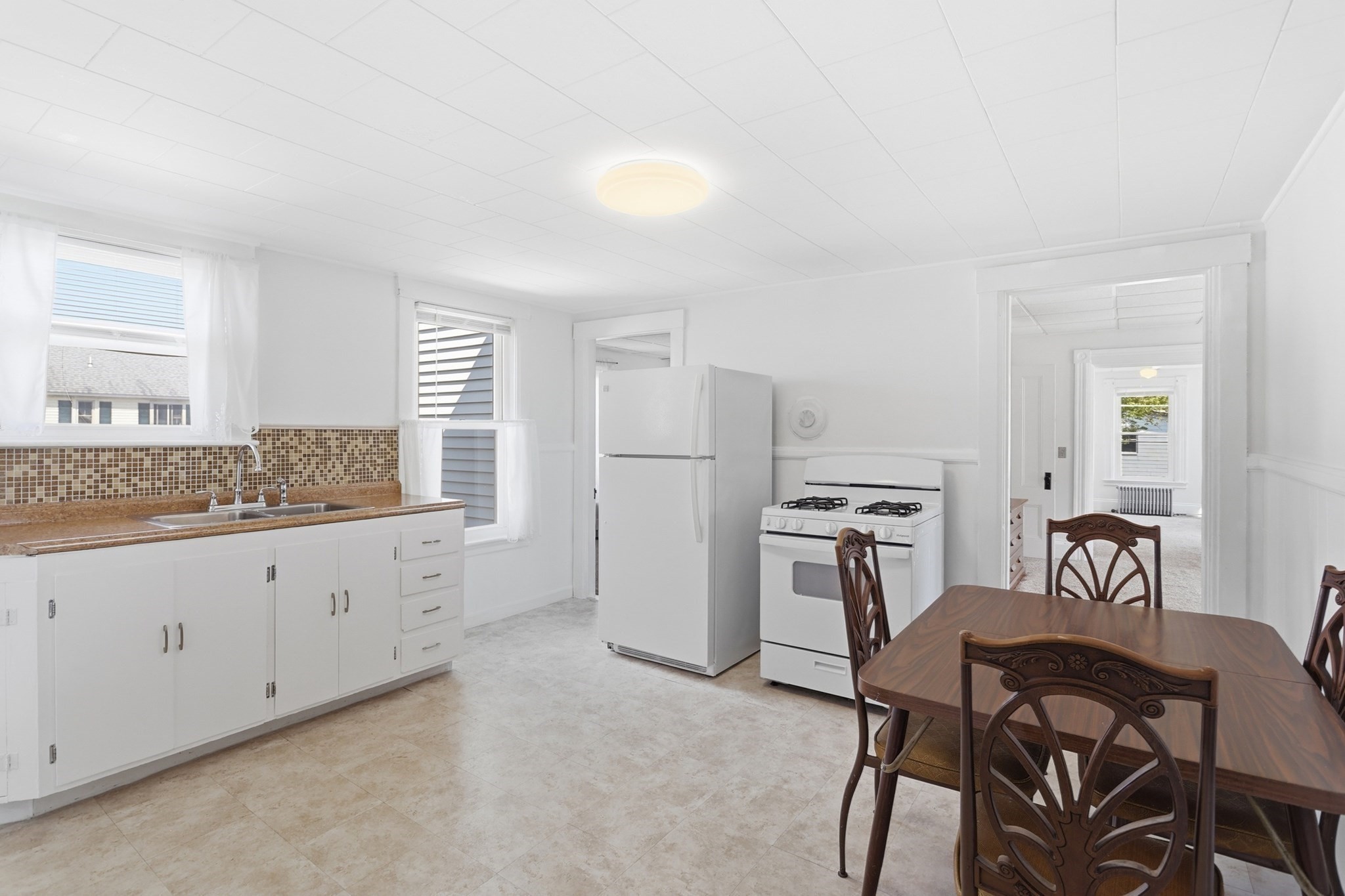 109 4th St. Property Photo 14