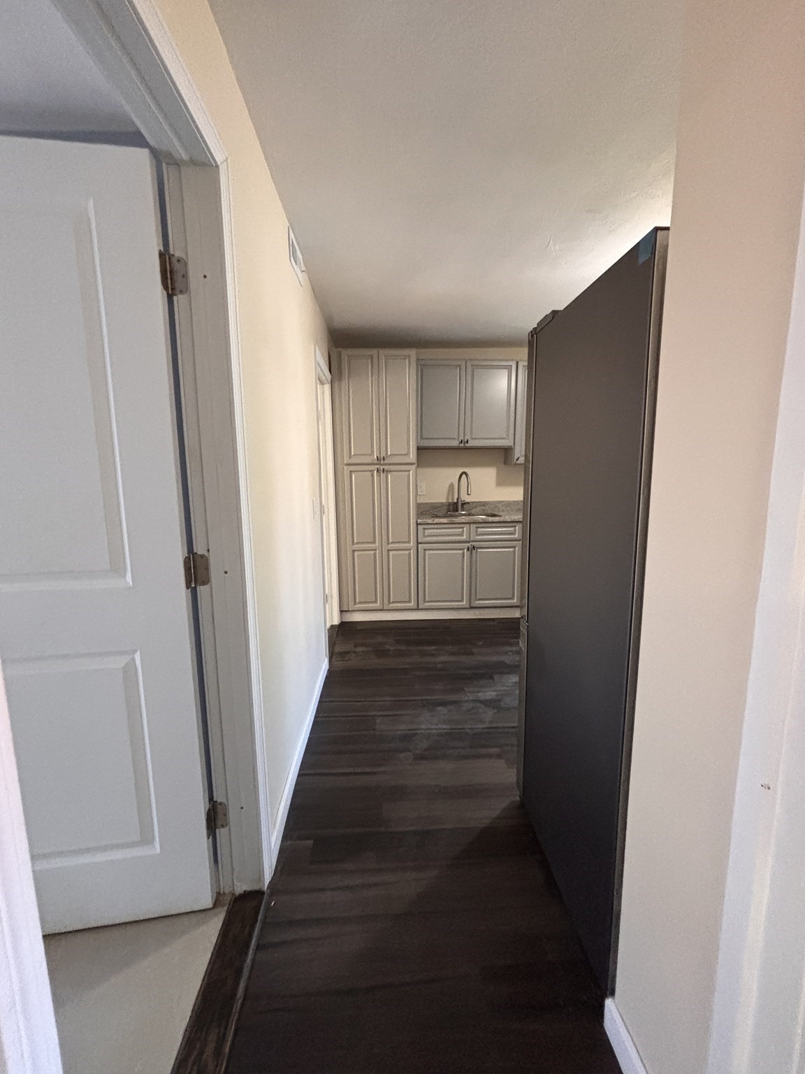 4 Crown St # 2 Property Photo 14
