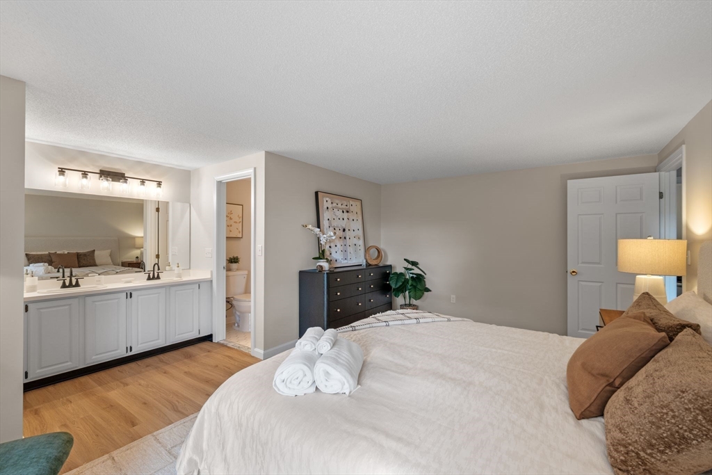 12 Ledgewood Way # 16 Property Photo 13