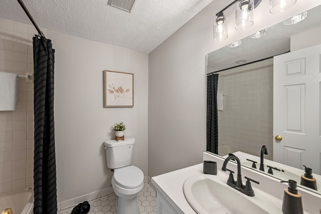 12 Ledgewood Way # 16 Property Photo 18