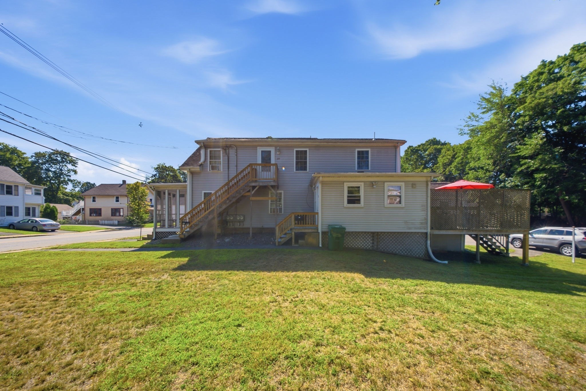 251 Main St Property Photo 38