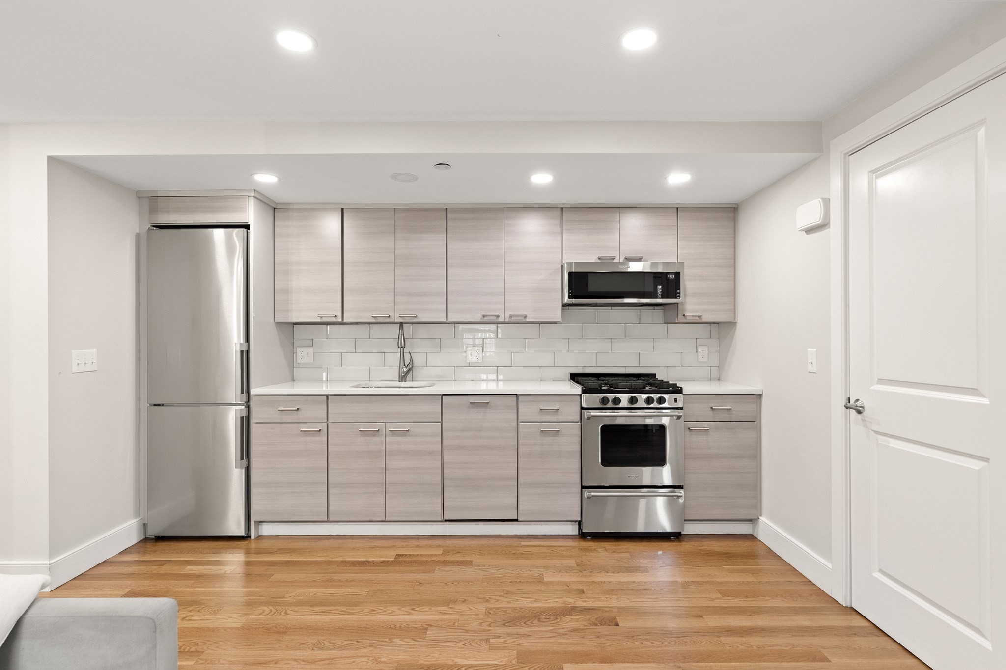 8 Hale Street # 1 Property Photo 6