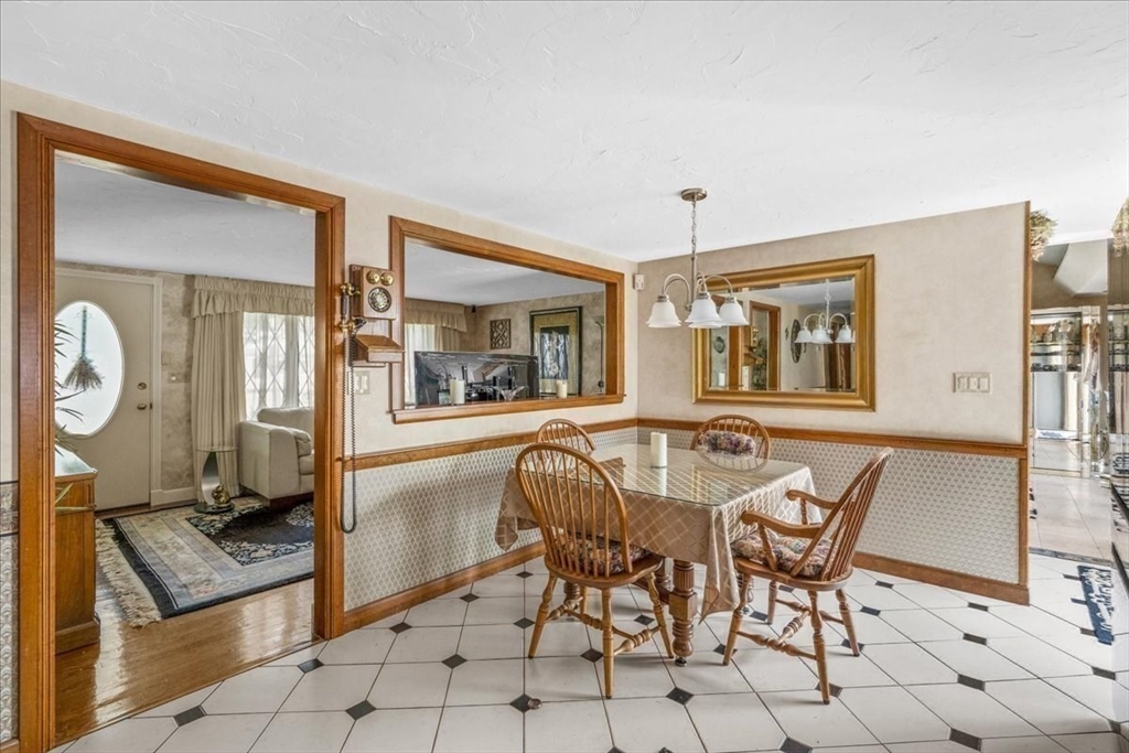 28 Lawrence Rd Property Photo 14
