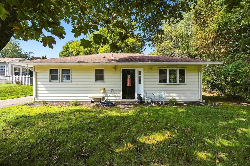 33 Deer Pond Drive Property Photo 1