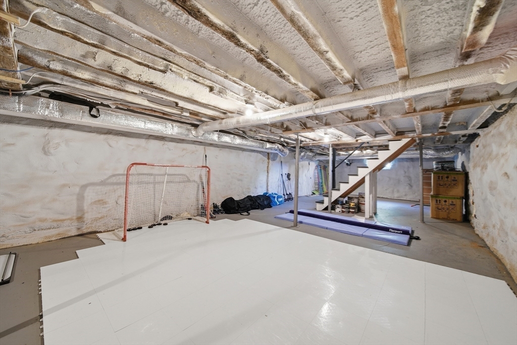 105 Bow St Property Photo 34