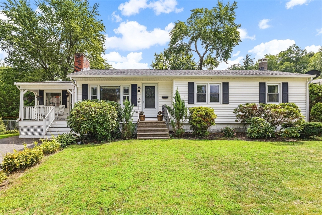 28 Lillian Ter Property Photo 2