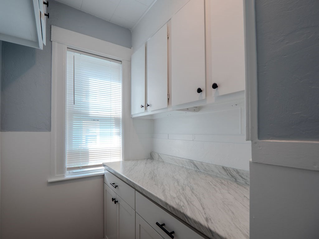 12 Ives St Property Photo 18