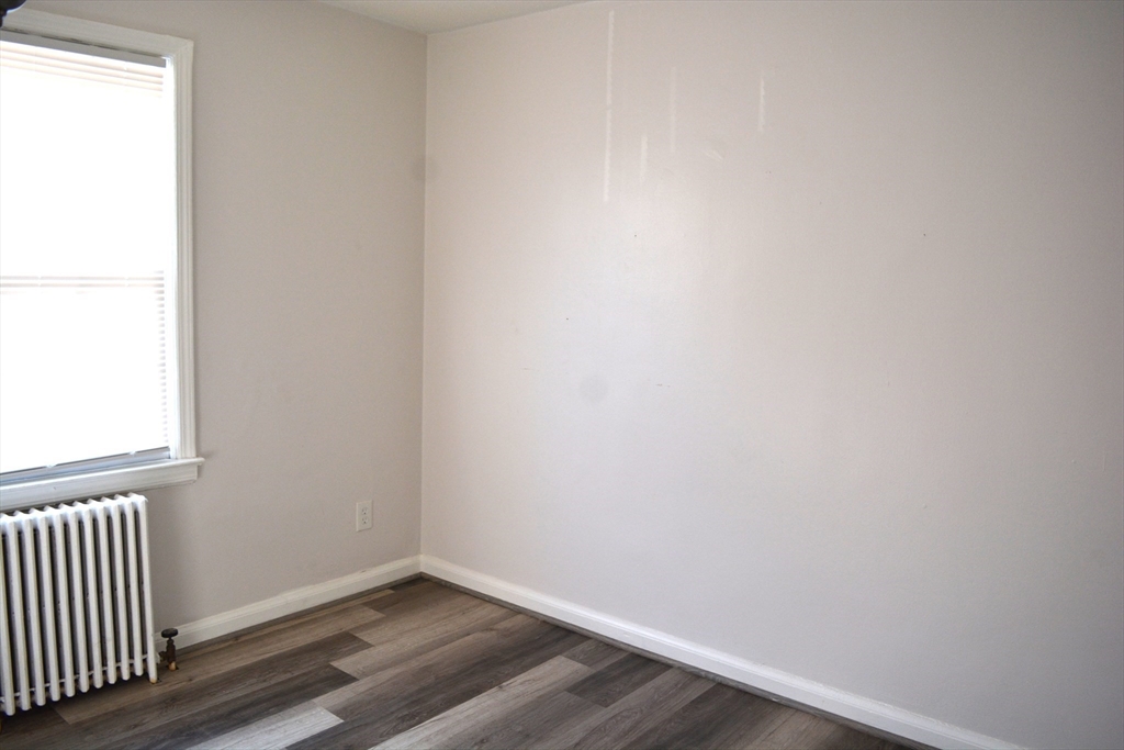 71 Colony Rd # 1b Property Photo 12