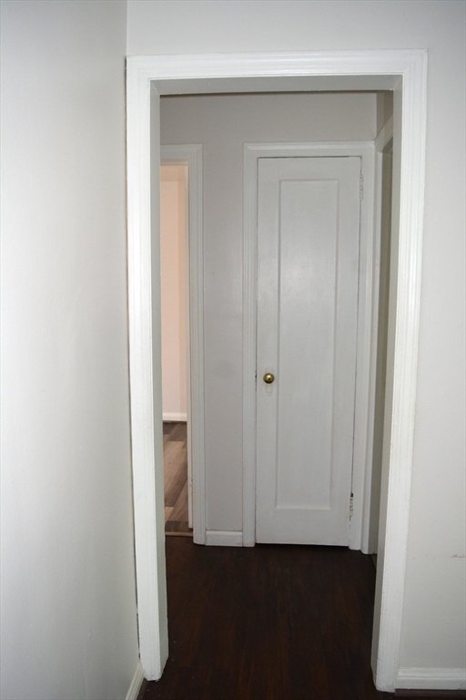 71 Colony Rd # 1b Property Photo 18