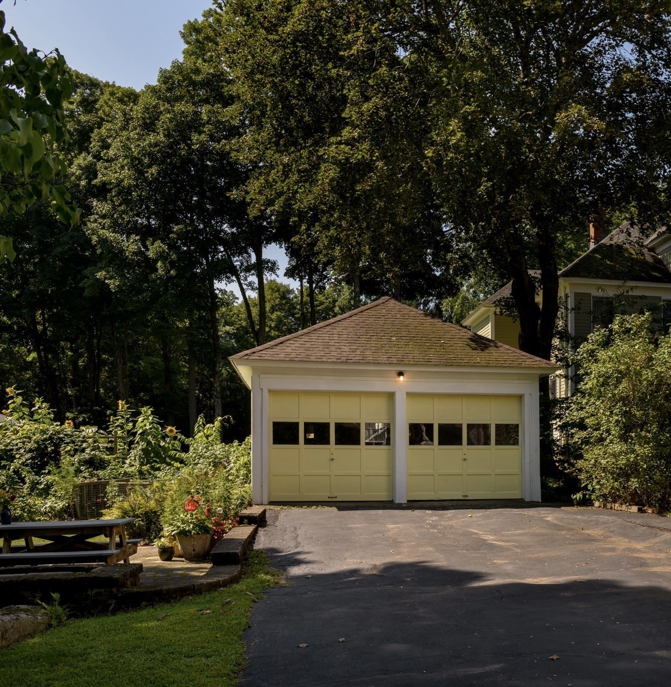 28 Holt Road Property Photo 40