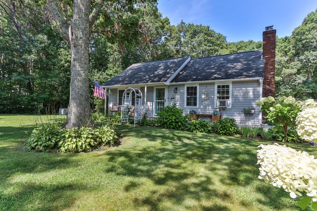 3 Shagbark Rd Property Photo 1