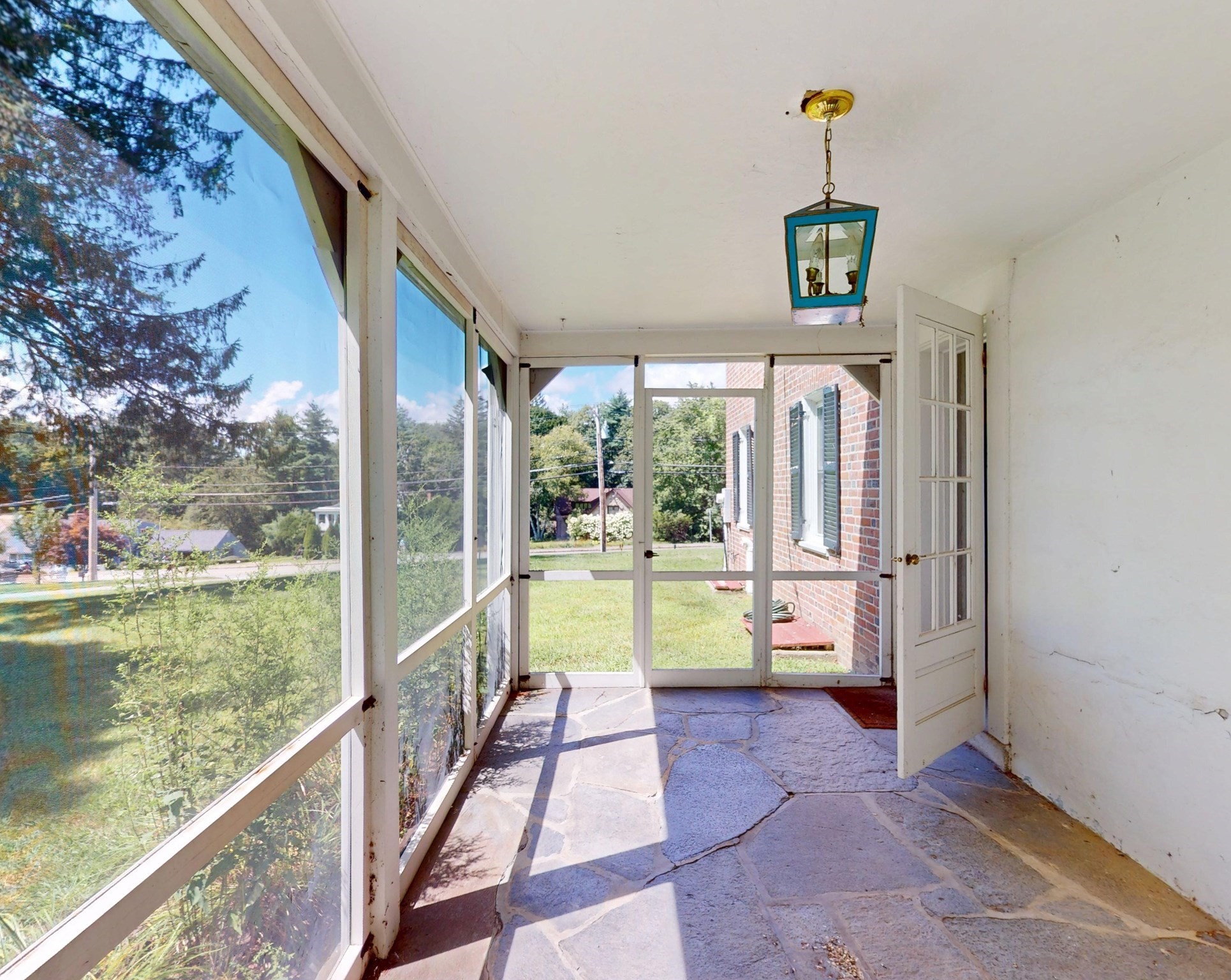 661 Bernardston Rd Property Photo 10