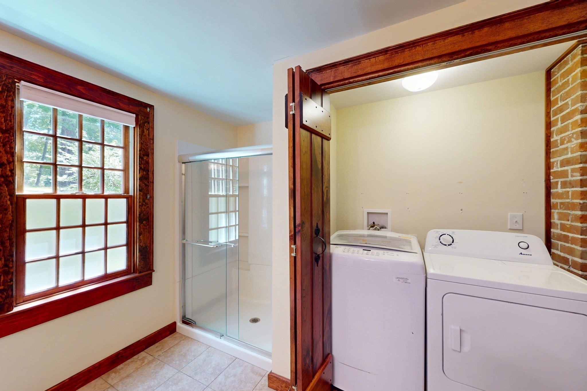 661 Bernardston Rd Property Photo 11