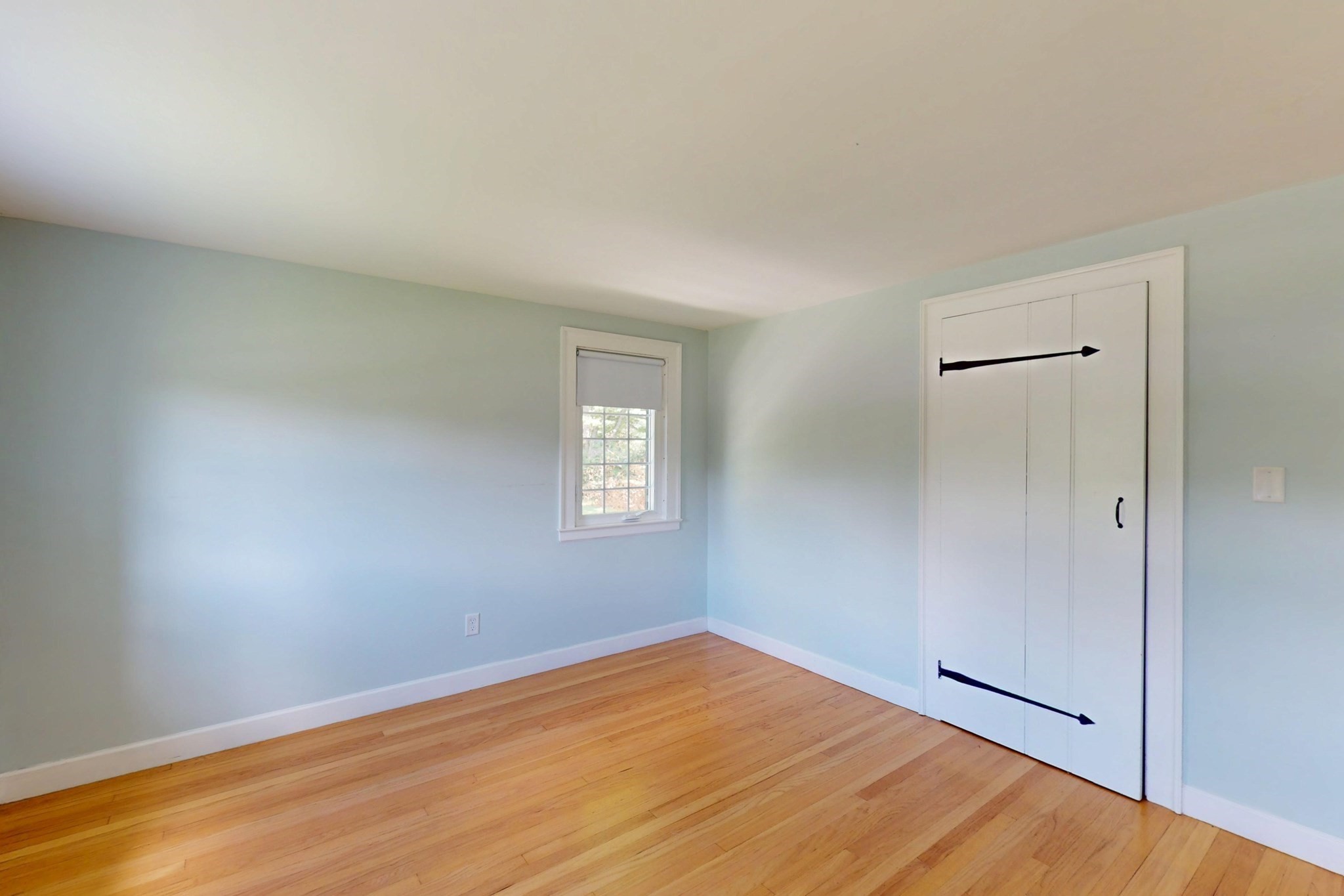 661 Bernardston Rd Property Photo 34