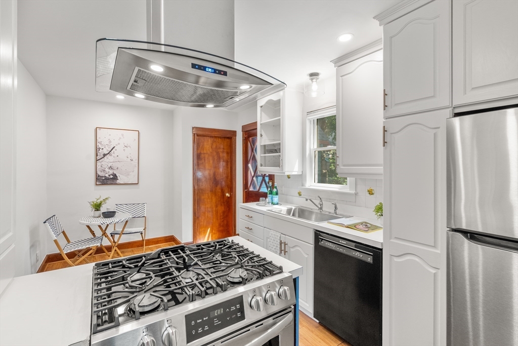 260 Hillside Avenue Property Photo 11