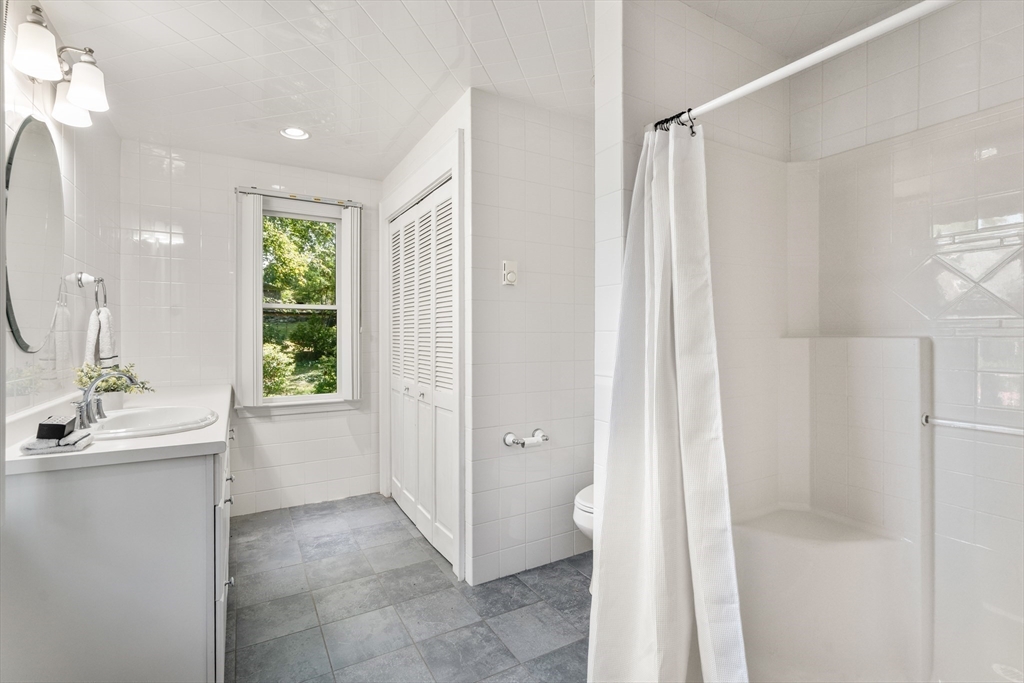 260 Hillside Avenue Property Photo 13