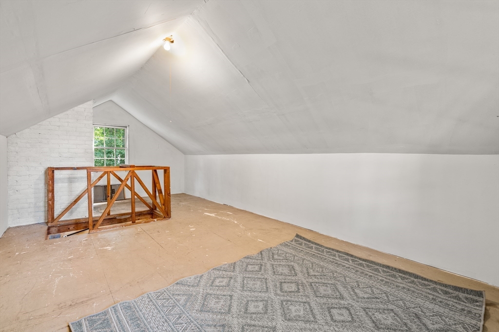 260 Hillside Avenue Property Photo 23