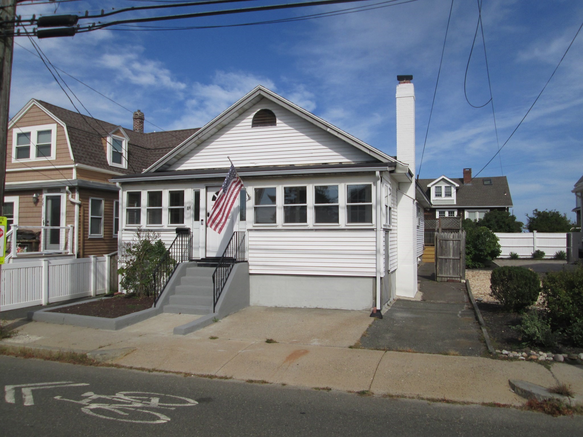 84 Tafts Ave. Property Photo 1