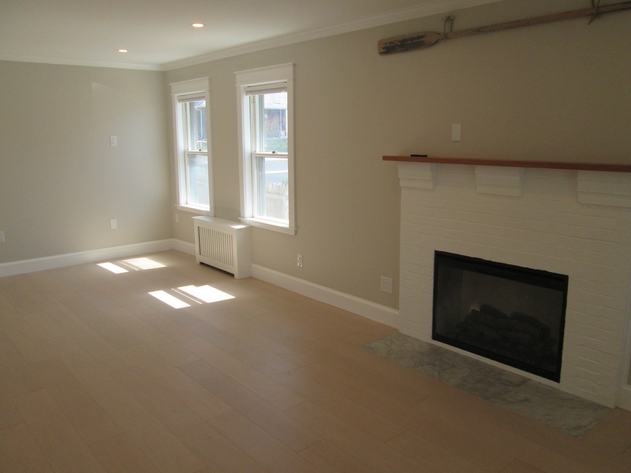 84 Tafts Ave. Property Photo 8