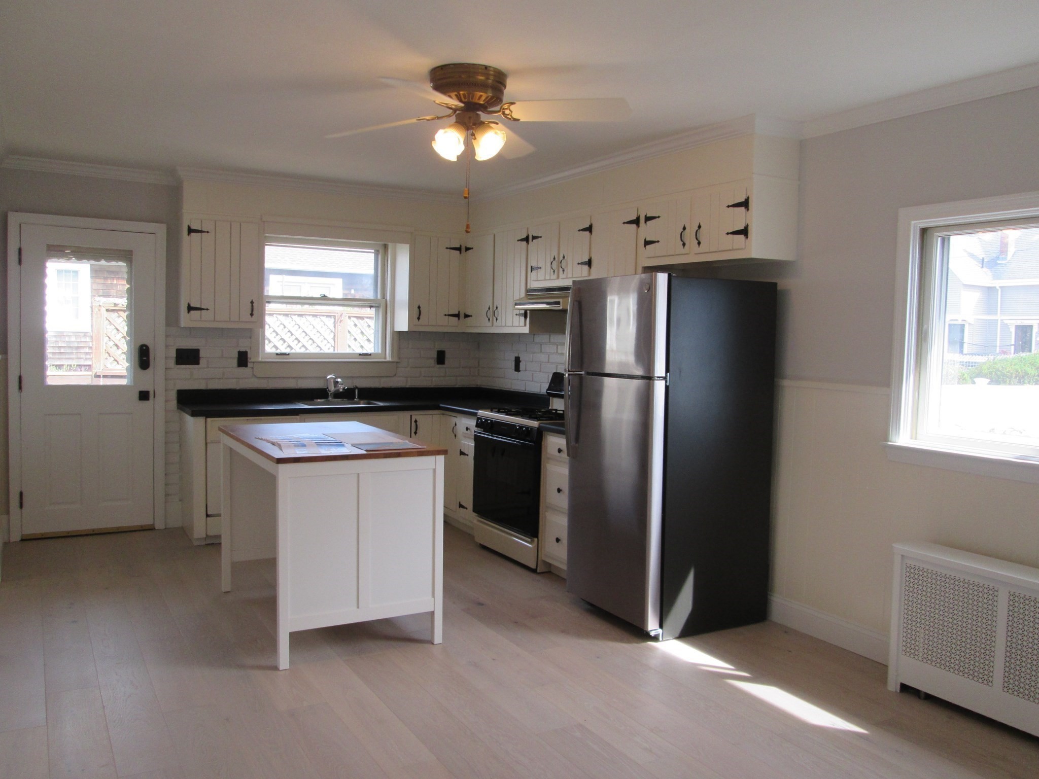 84 Tafts Ave. Property Photo 15