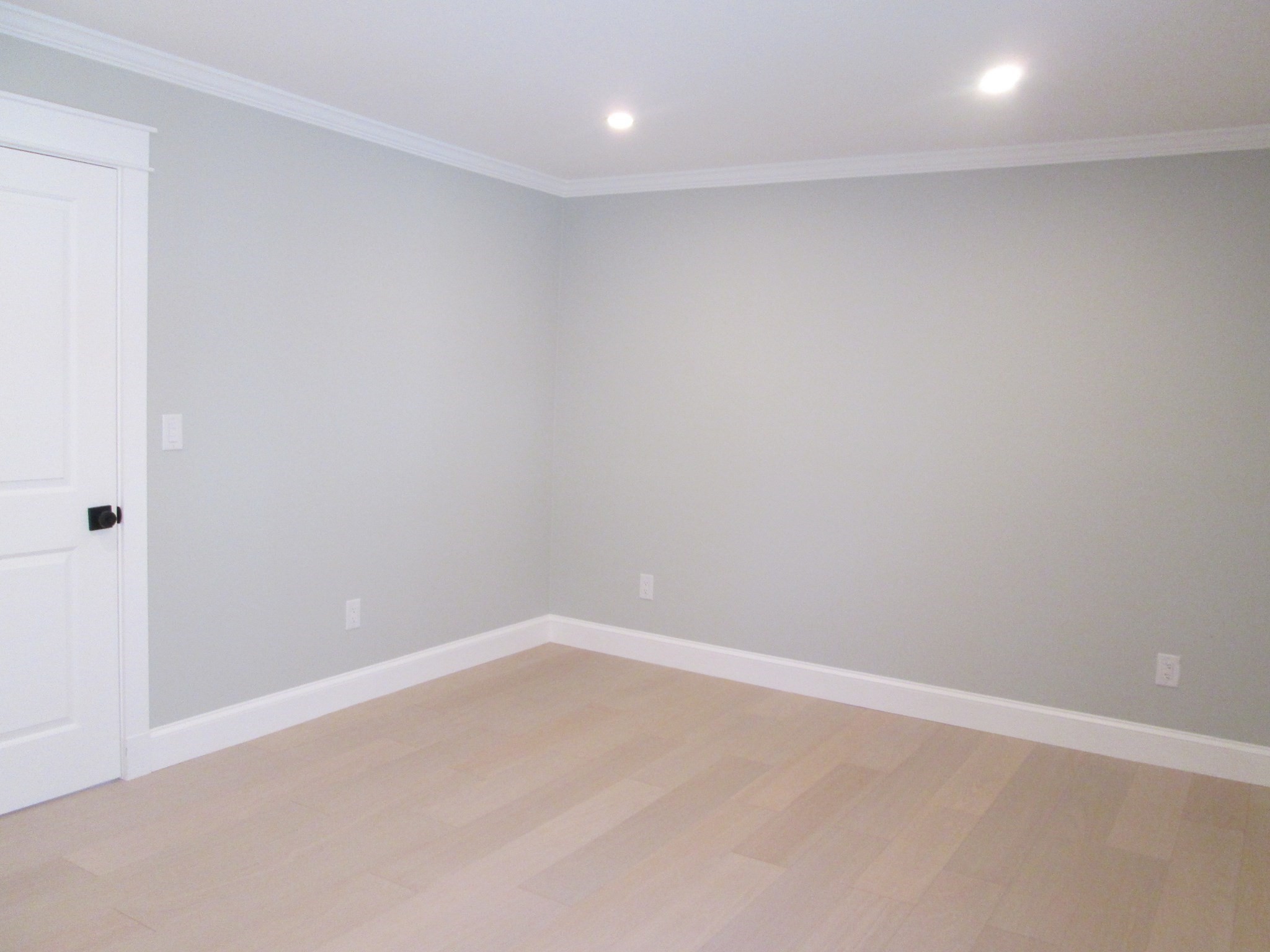 84 Tafts Ave. Property Photo 25