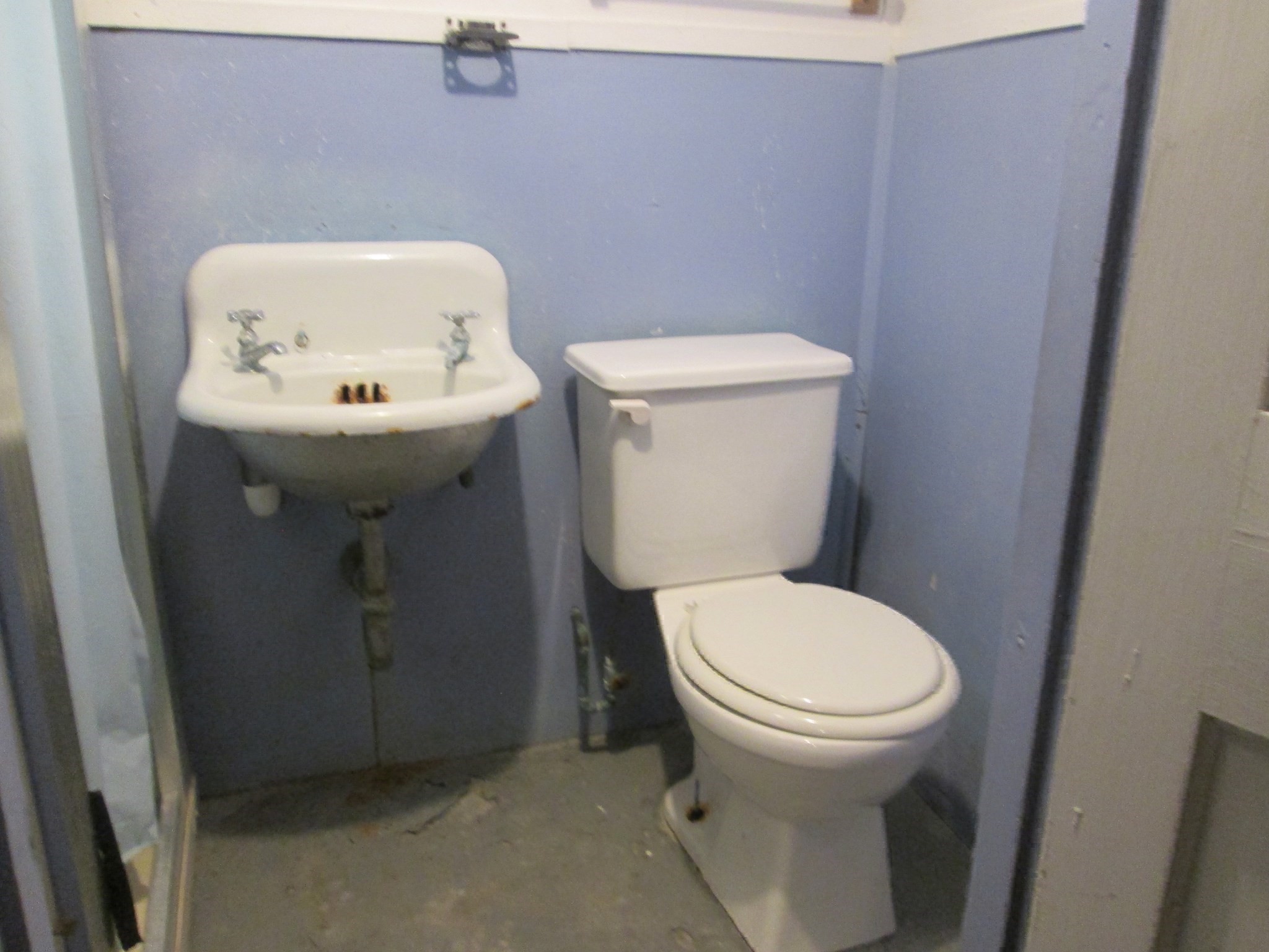 84 Tafts Ave. Property Photo 30