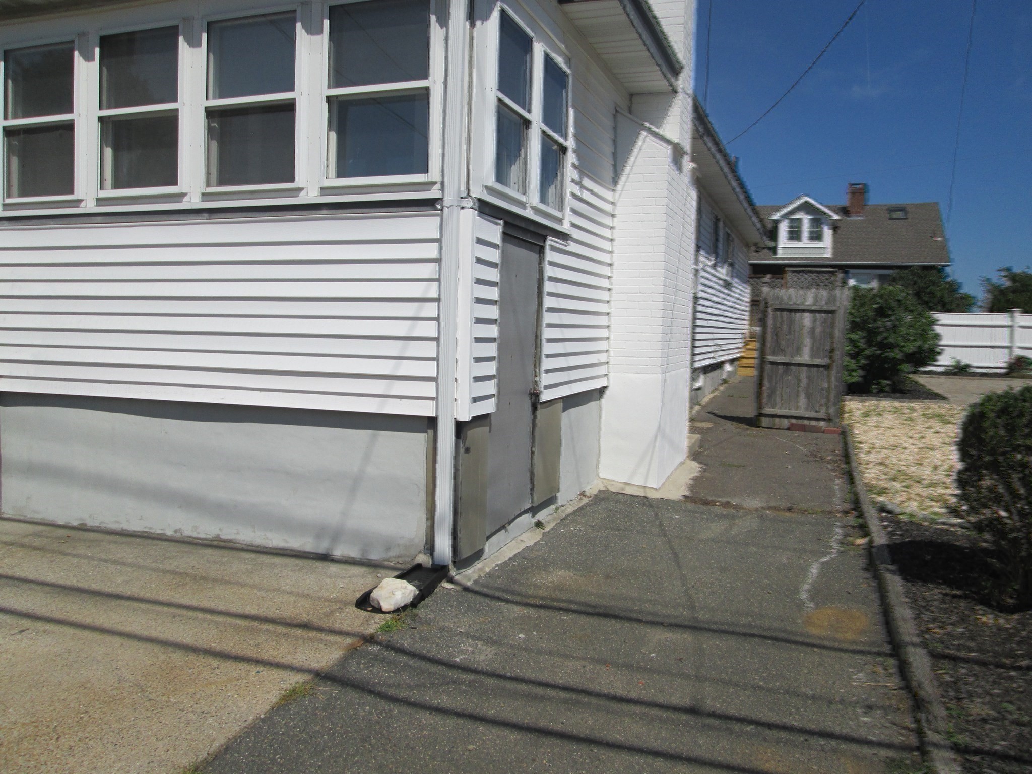 84 Tafts Ave. Property Photo 31