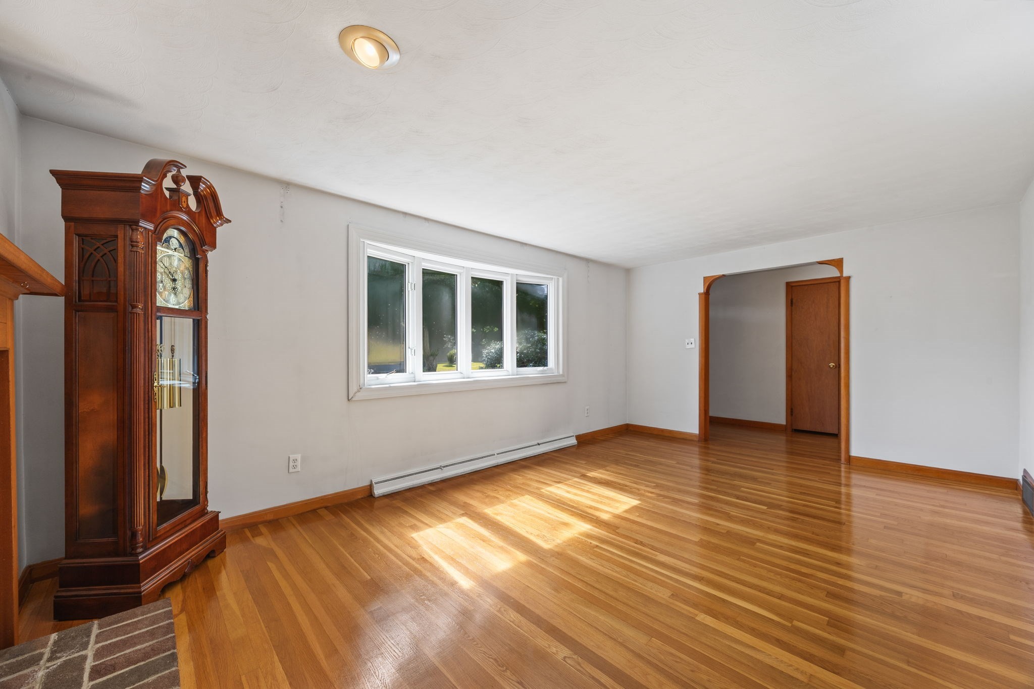 12 Third St Property Photo 5