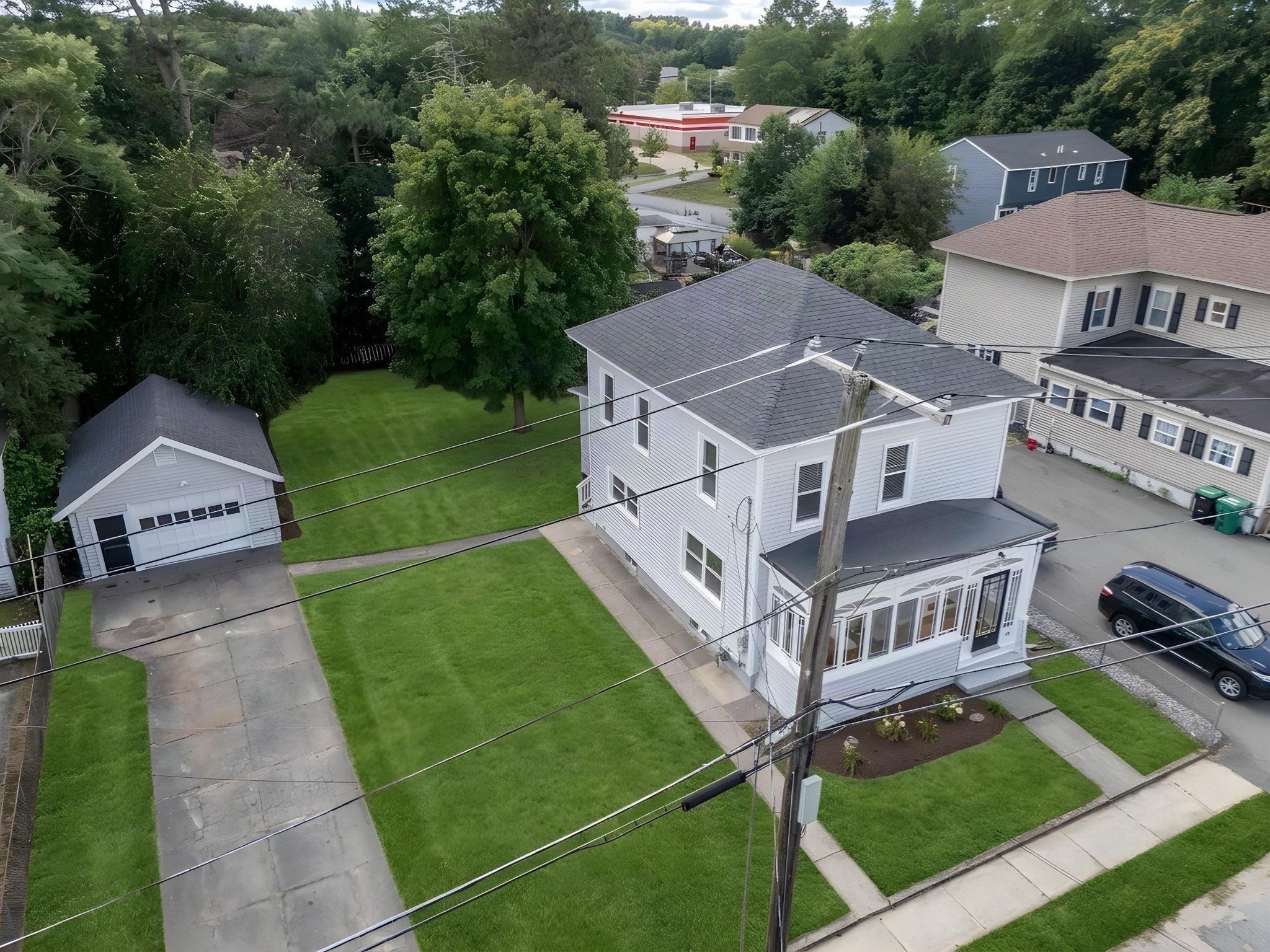 43 Laurel St Property Photo 5