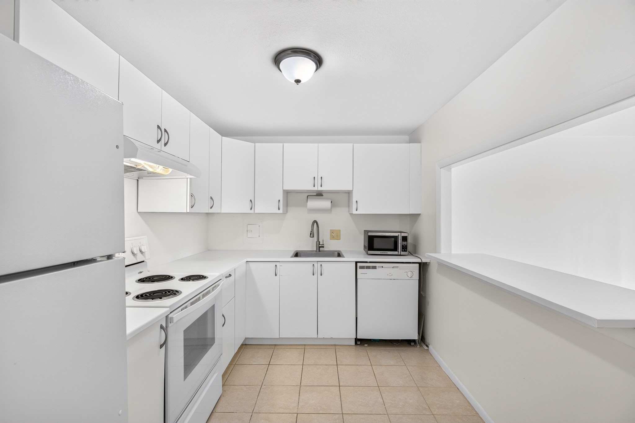 121 Tremont St # C6 Property Photo 4