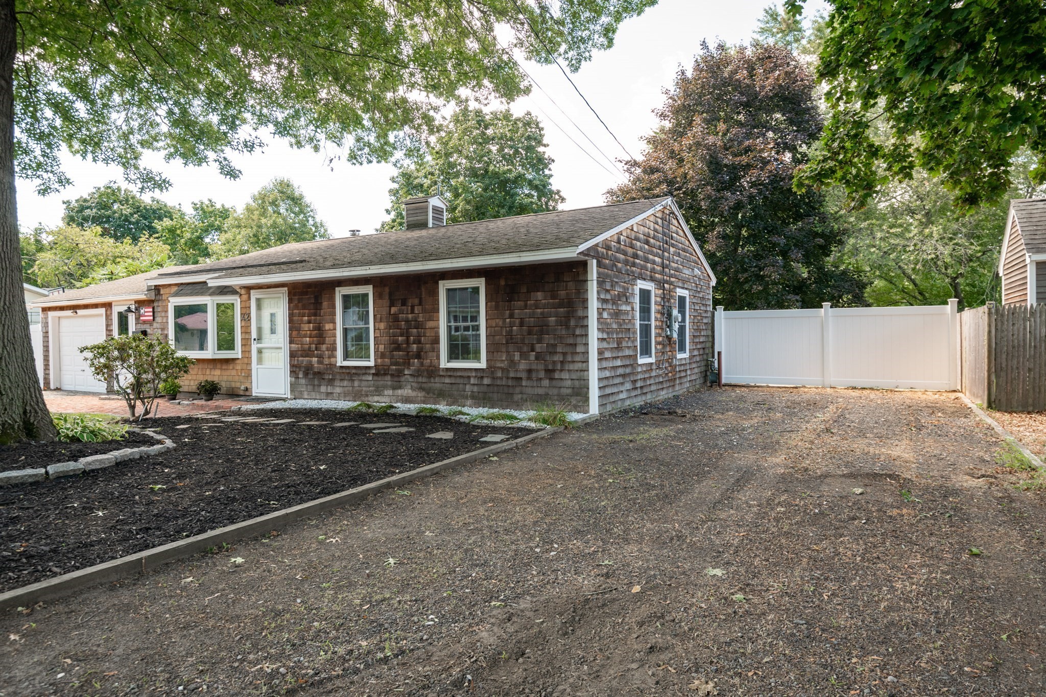 42 Avery Street Property Photo 3