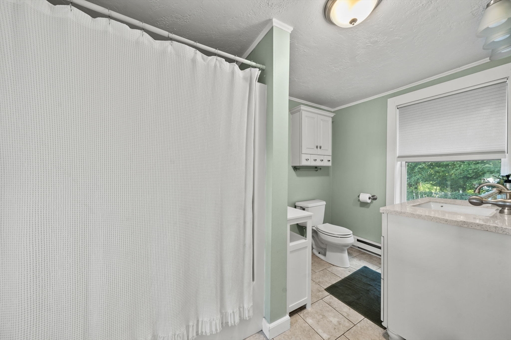 119 Spring St Property Photo 13