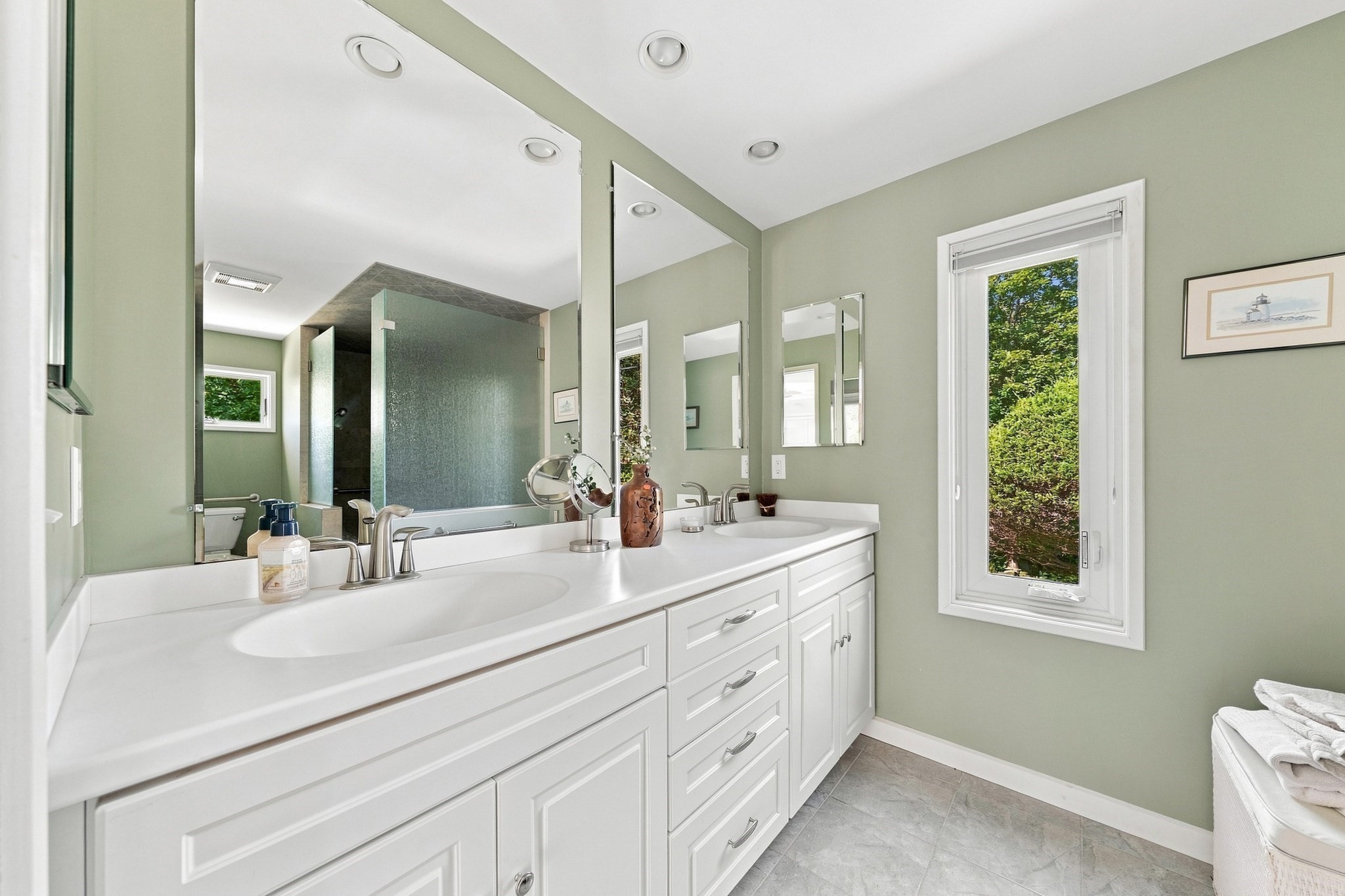 42 North Shore Drive # 1 Property Photo 19