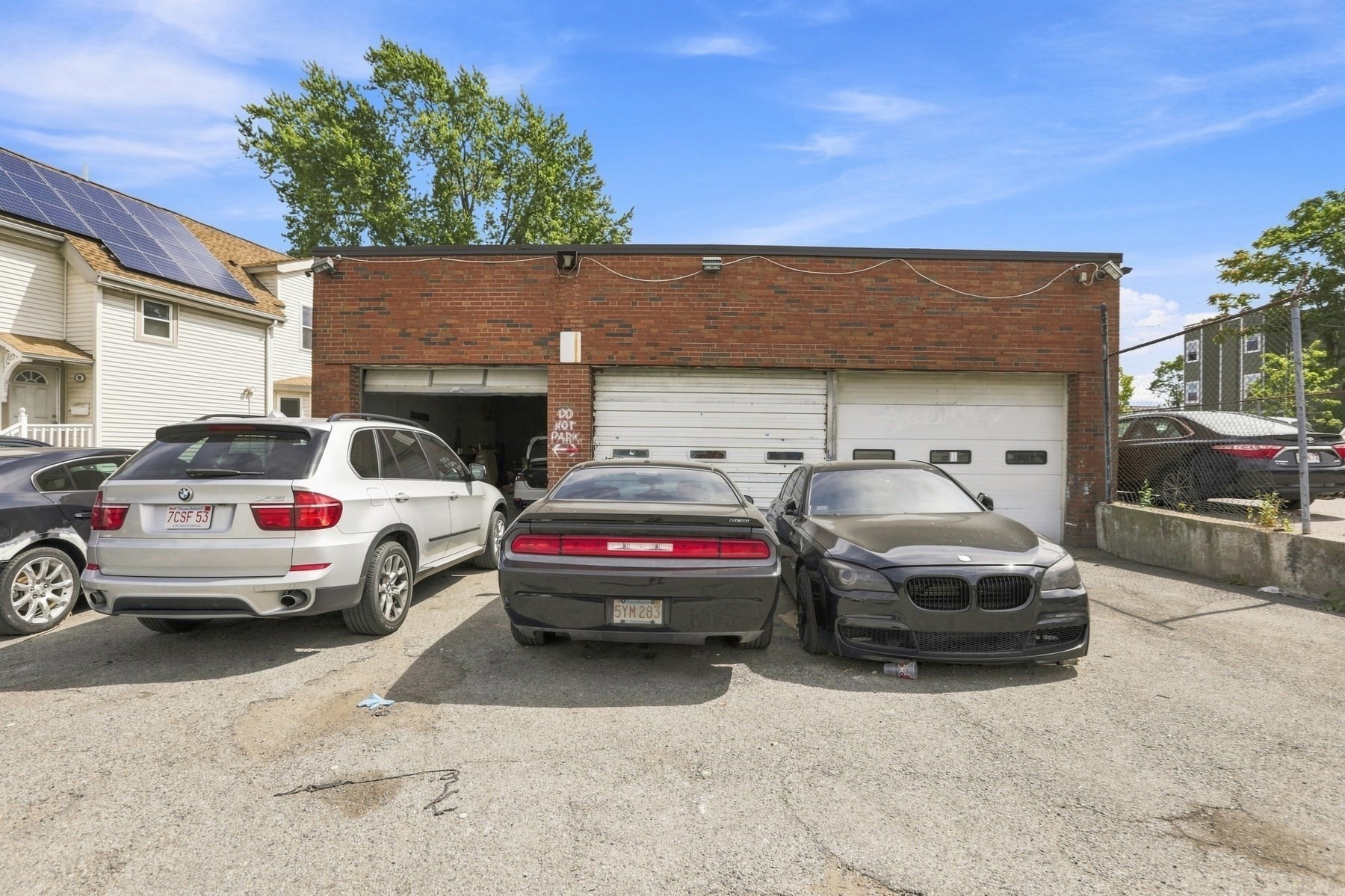 76 Christopher St Property Photo 14