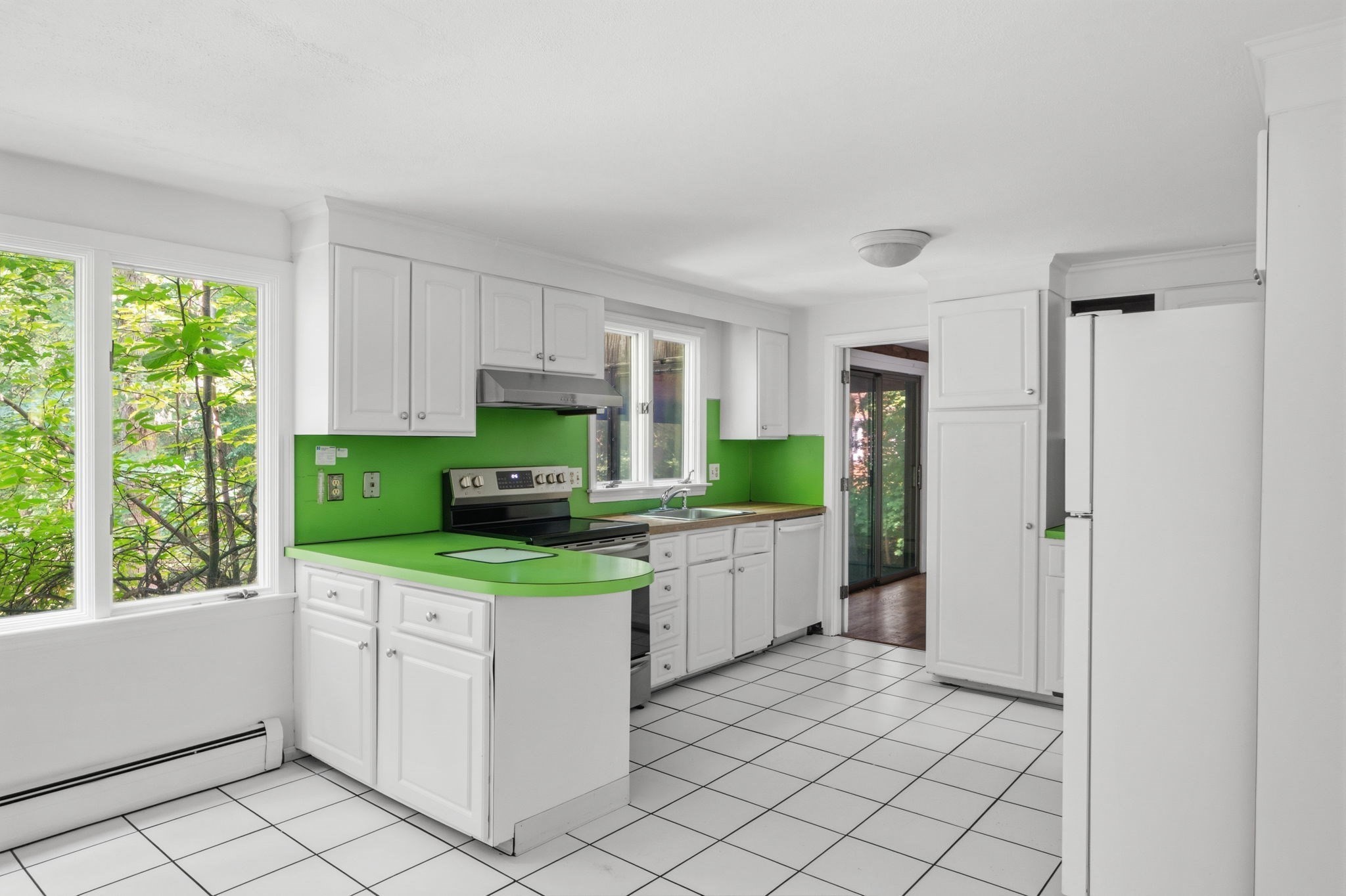 15 Harvard Drive Property Photo 4