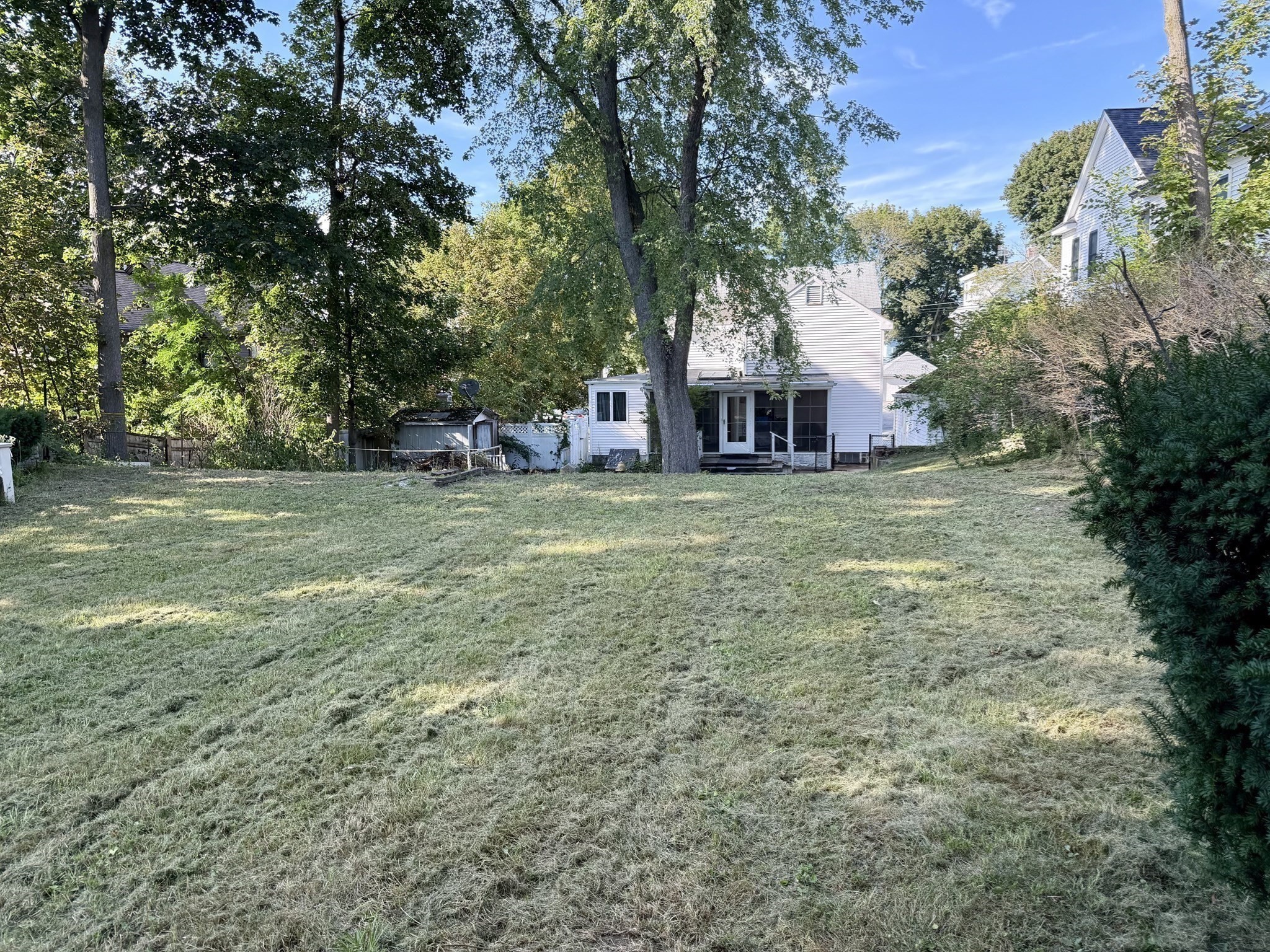 18 Flint Ave Property Photo 29