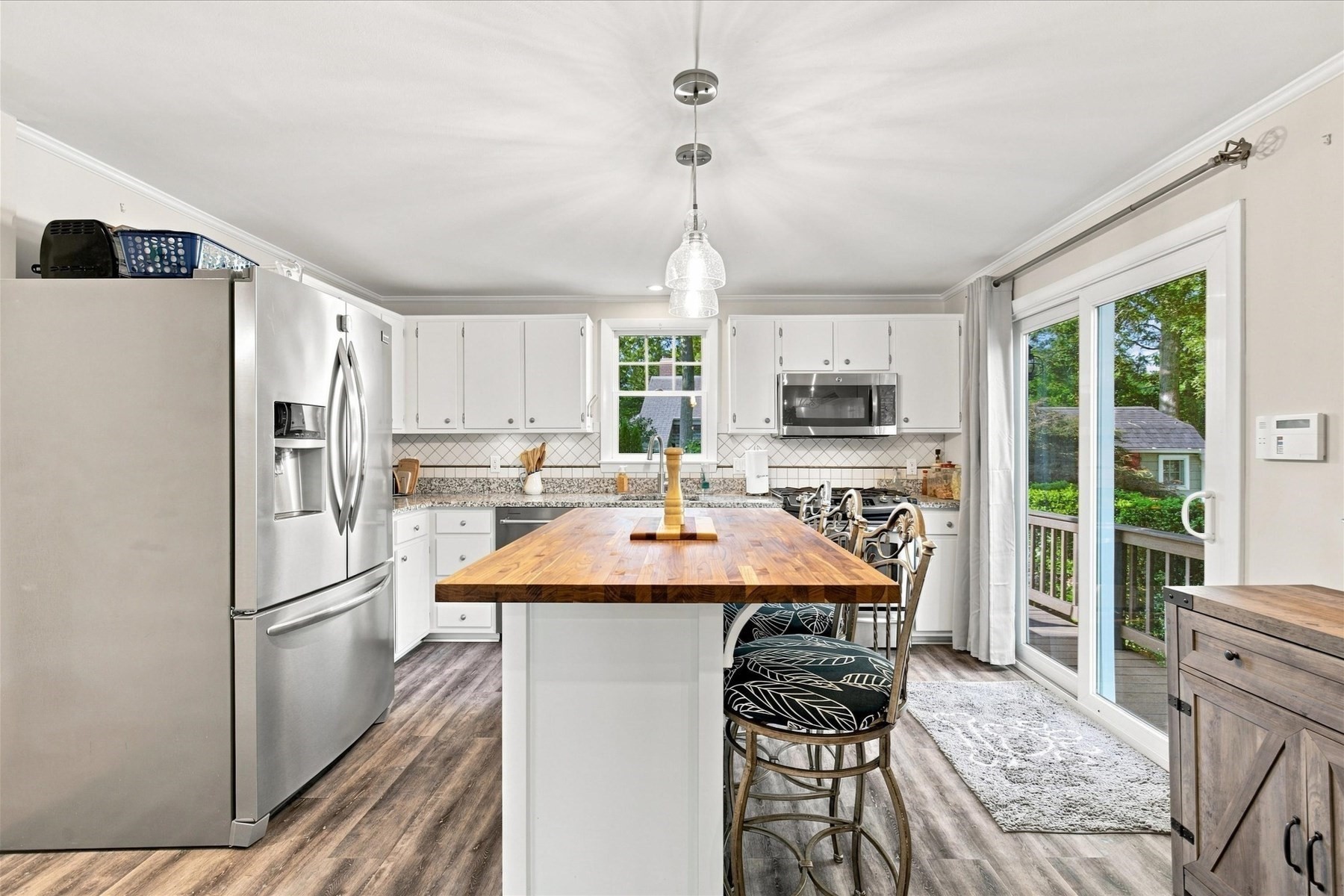 2 Pheasant Lane Property Photo 6