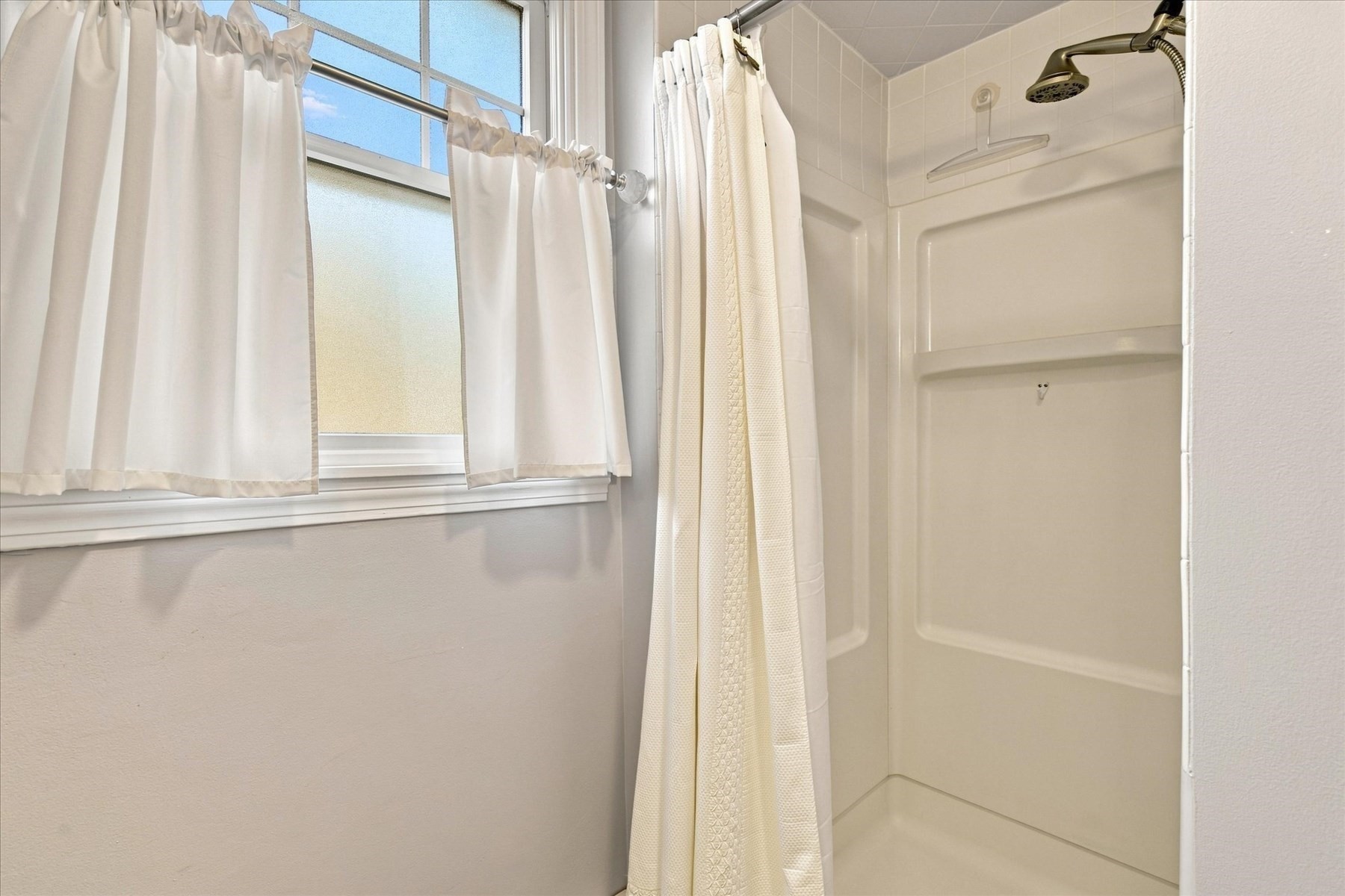 2 Pheasant Lane Property Photo 18