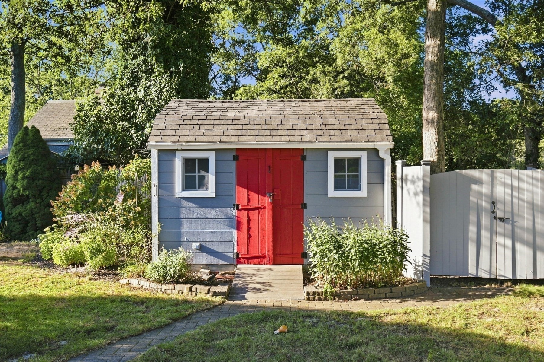 2 Pheasant Lane Property Photo 28