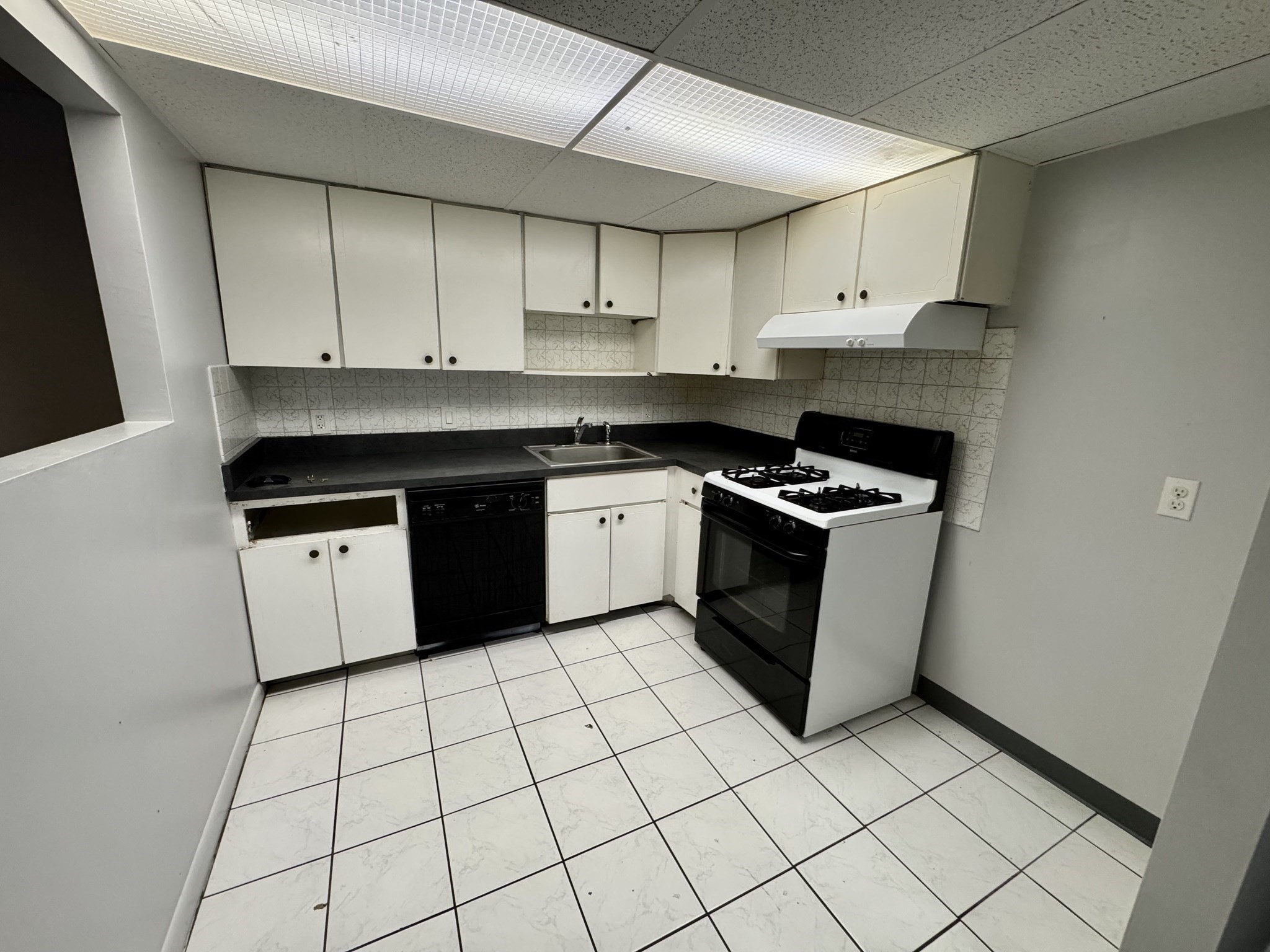 65 Mccormick Ter # 4 Property Photo 6