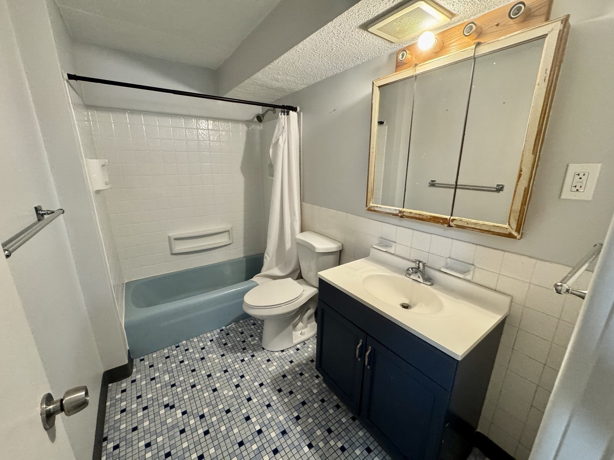 65 Mccormick Ter # 4 Property Photo 8