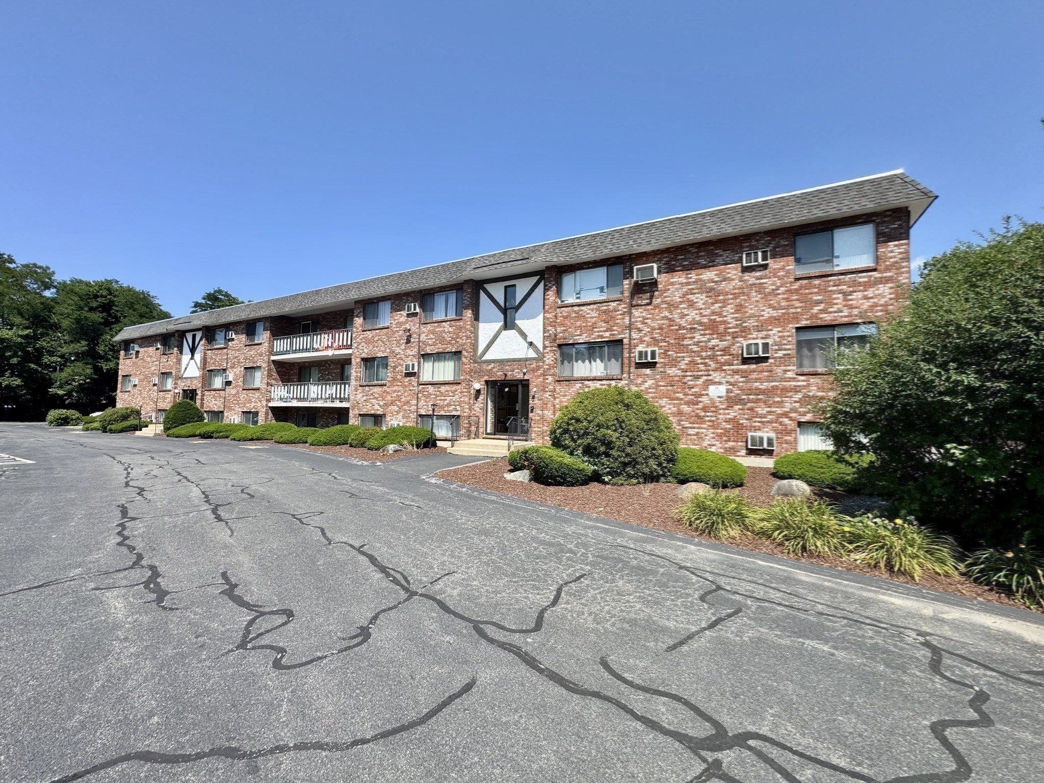 65 Mccormick Ter # 4 Property Photo 19