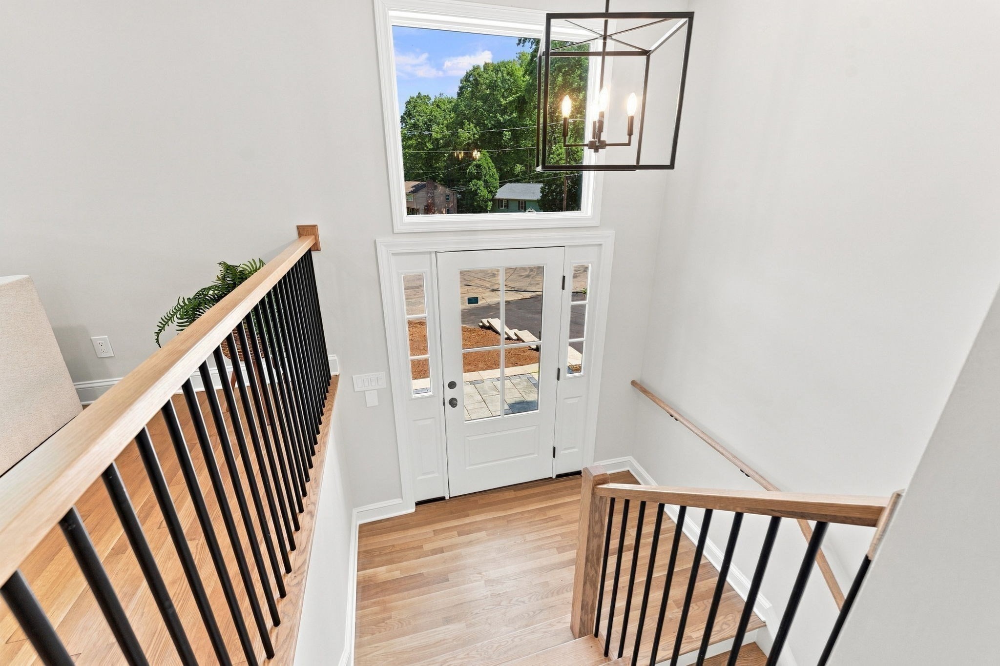 9 Pavia Place Property Photo 6