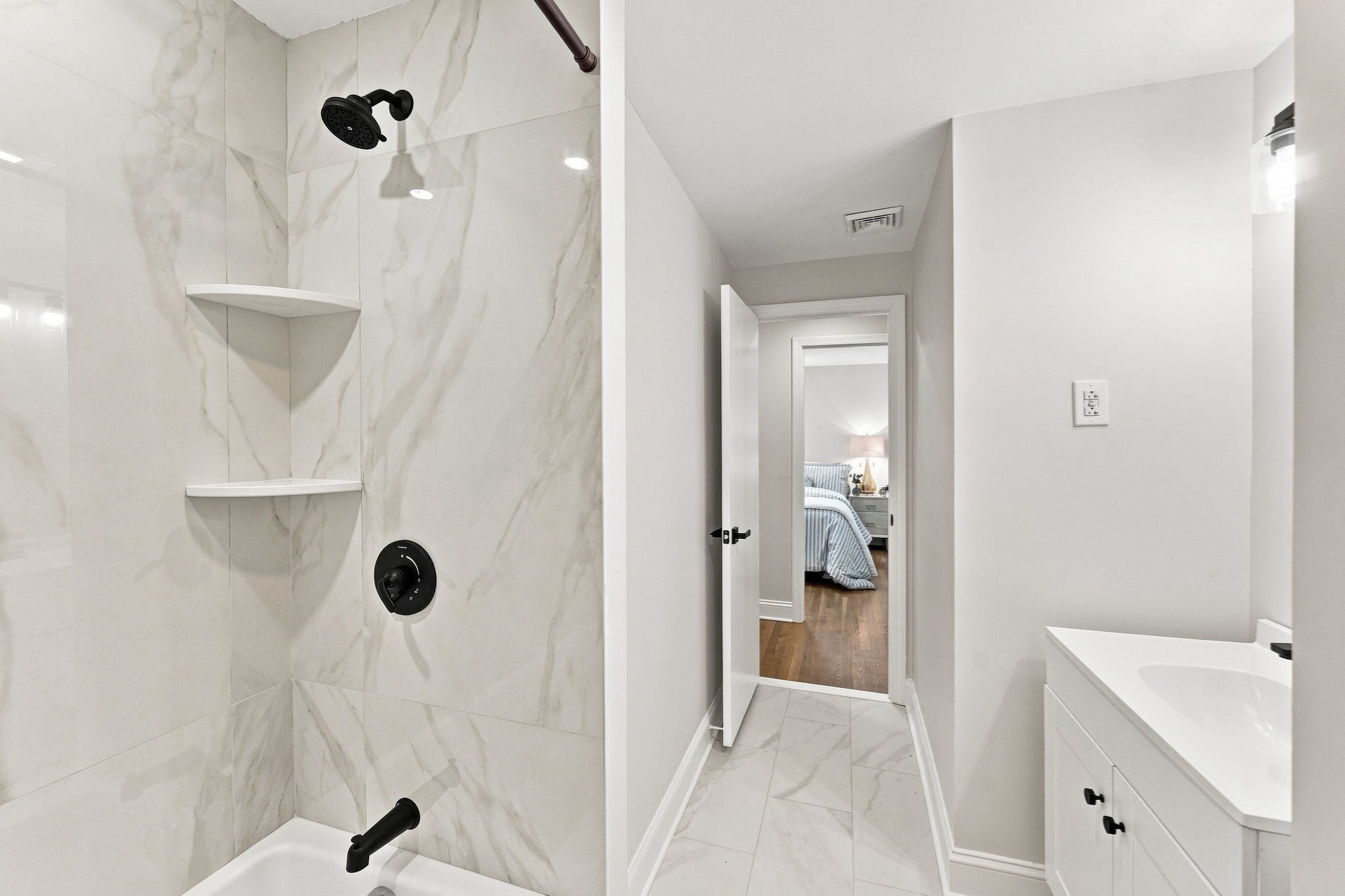 9 Pavia Place Property Photo 28