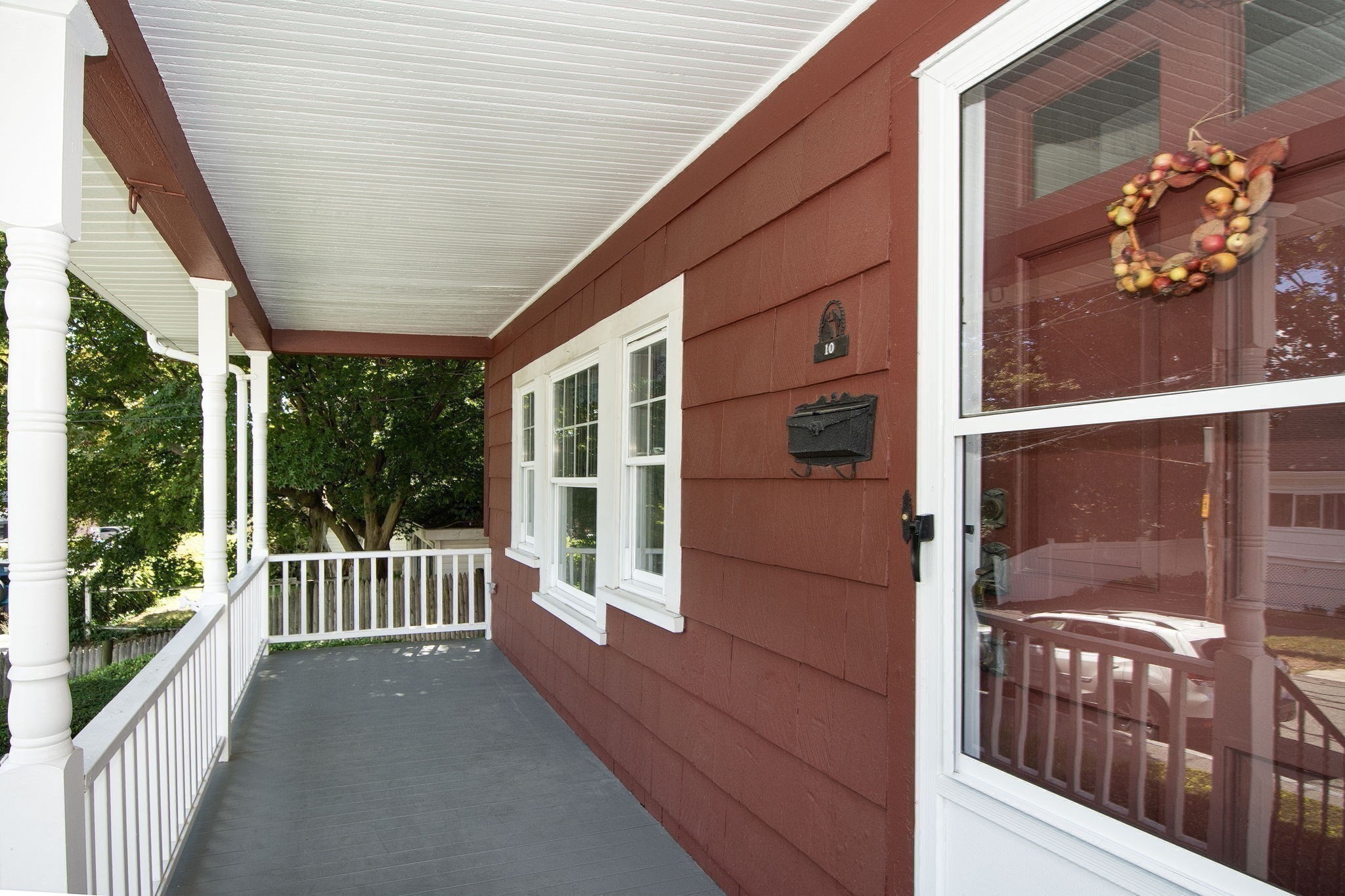 10 Elmlawn Rd Property Photo 3