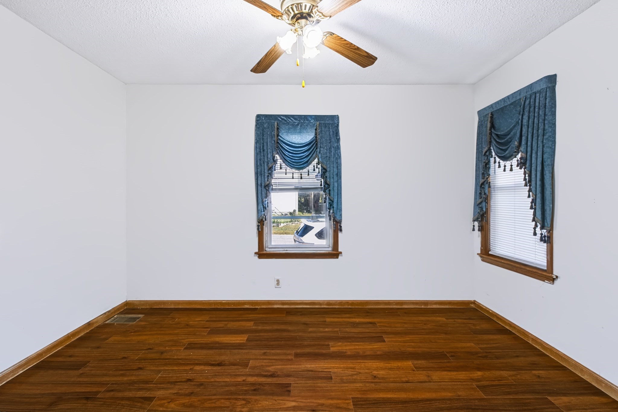 112 Quebec St Property Photo 6