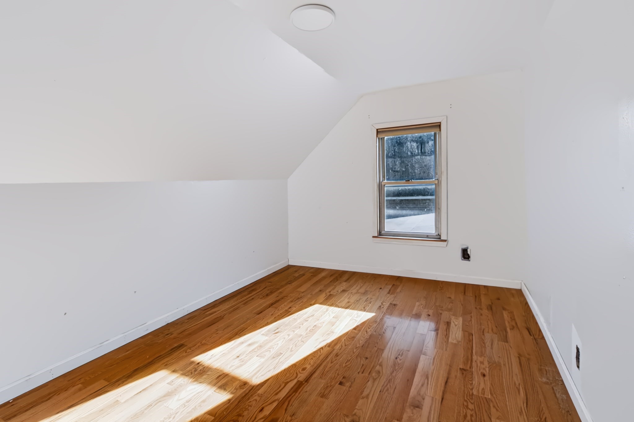 112 Quebec St Property Photo 20